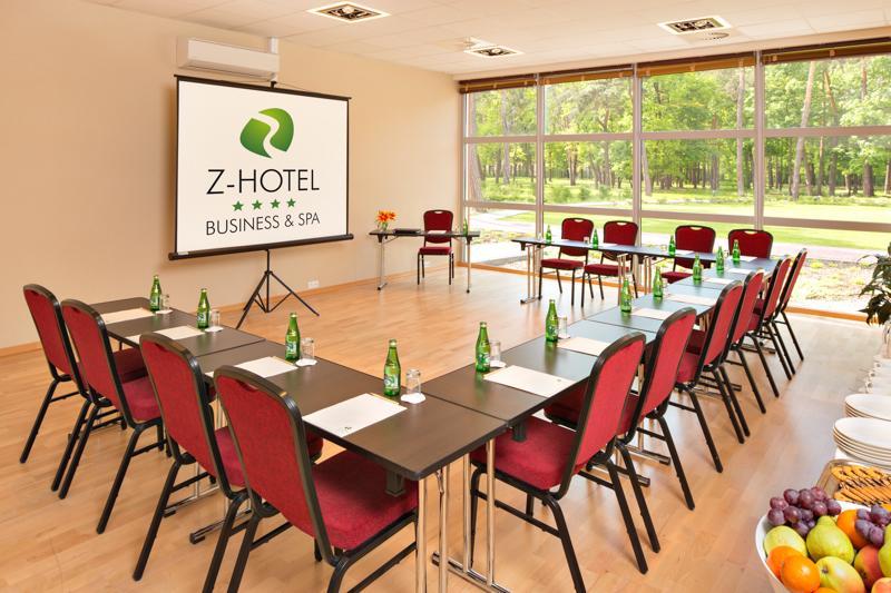 Z-Hotel Business & Spa Otwock Eksteriør billede