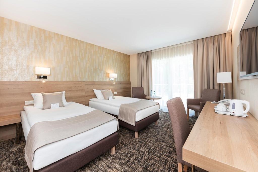 Z-Hotel Business & Spa Otwock Eksteriør billede