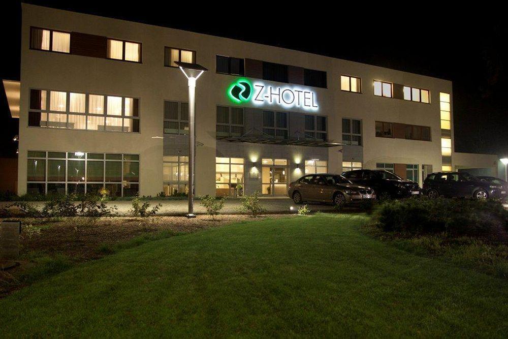 Z-Hotel Business & Spa Otwock Eksteriør billede