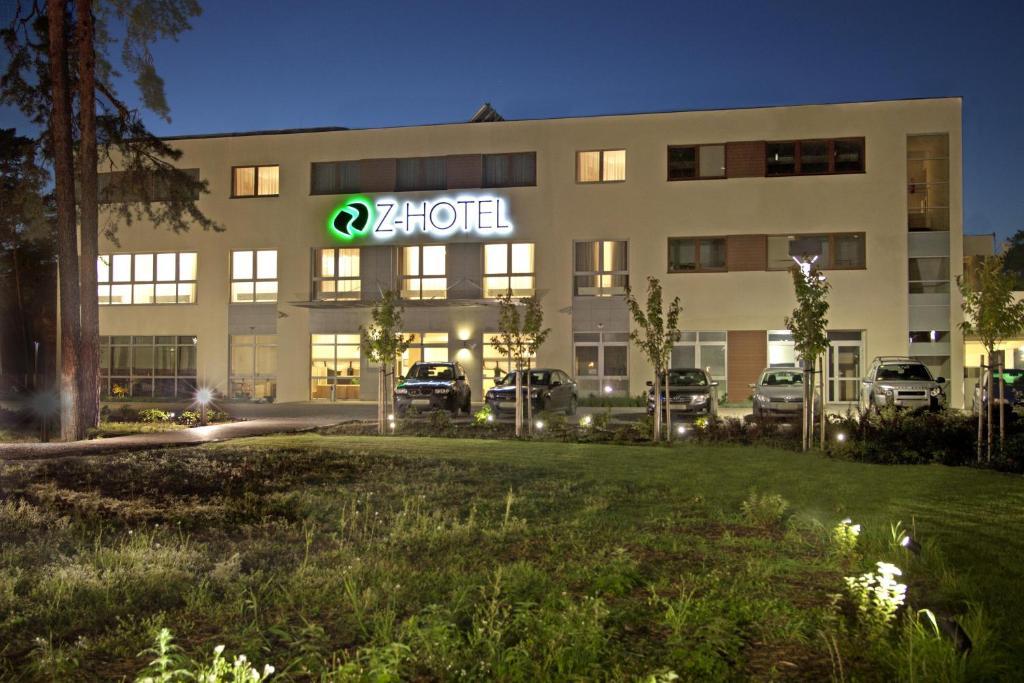 Z-Hotel Business & Spa Otwock Eksteriør billede
